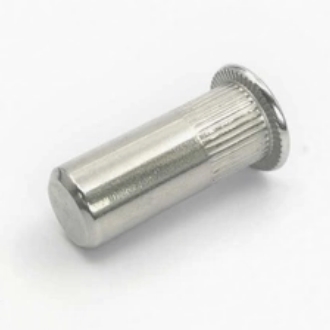 Рифленая резьбовая заклепка с насечкой